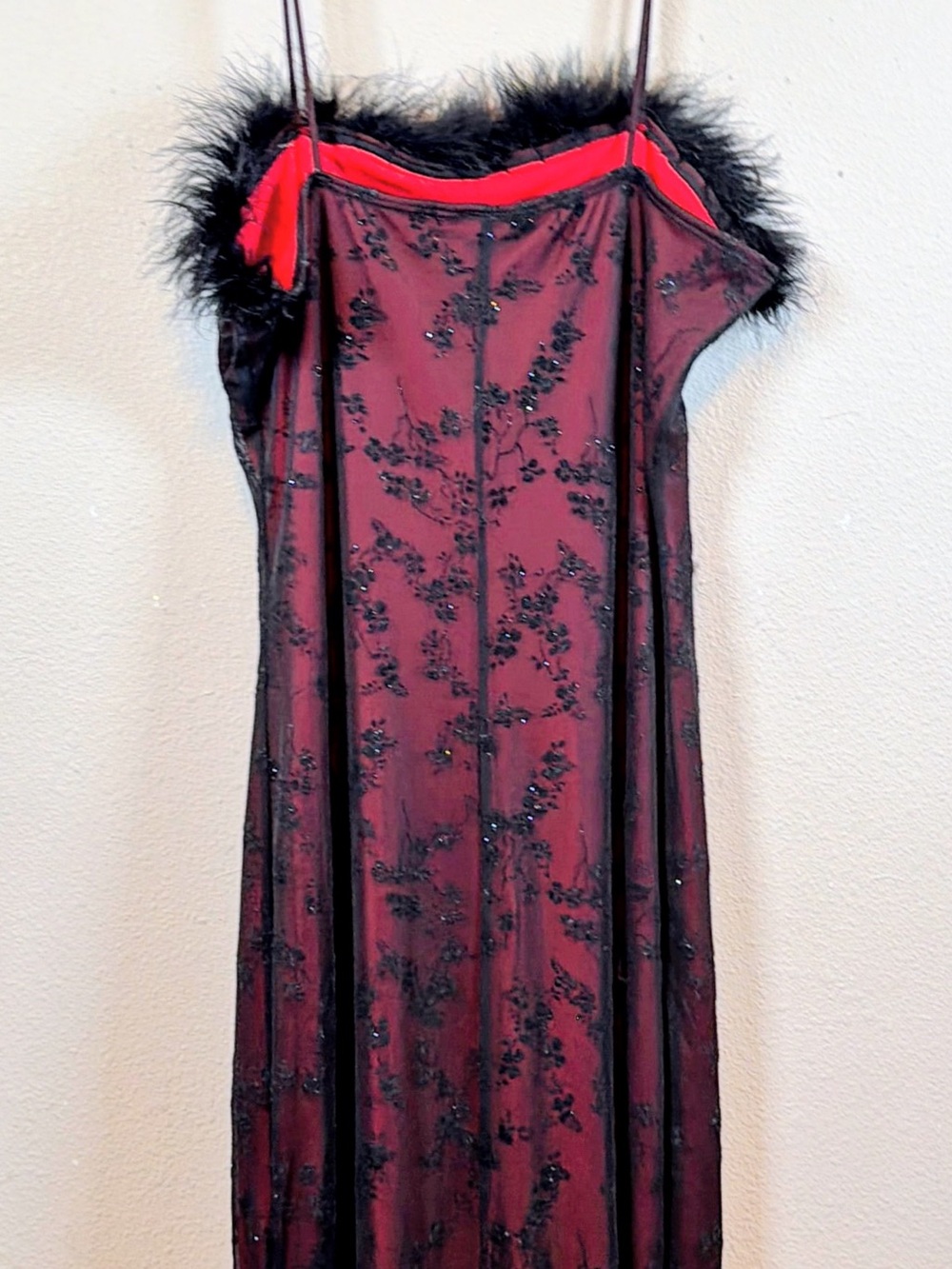 Girls OnlyBurgundy Satin Chemise with Black Lace Overlay w/Marabou Trim. Size L - Picture 5 of 6